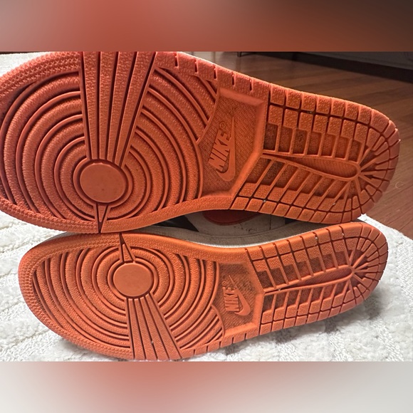 Jordan 1 High FlyEase Turf Orange USED (New selling for $300) Worn 4 times - Picture 3 of 10